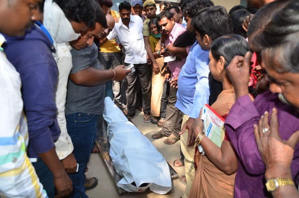 Uday Kiran Dead Body More Photos - 30 / 48 photos