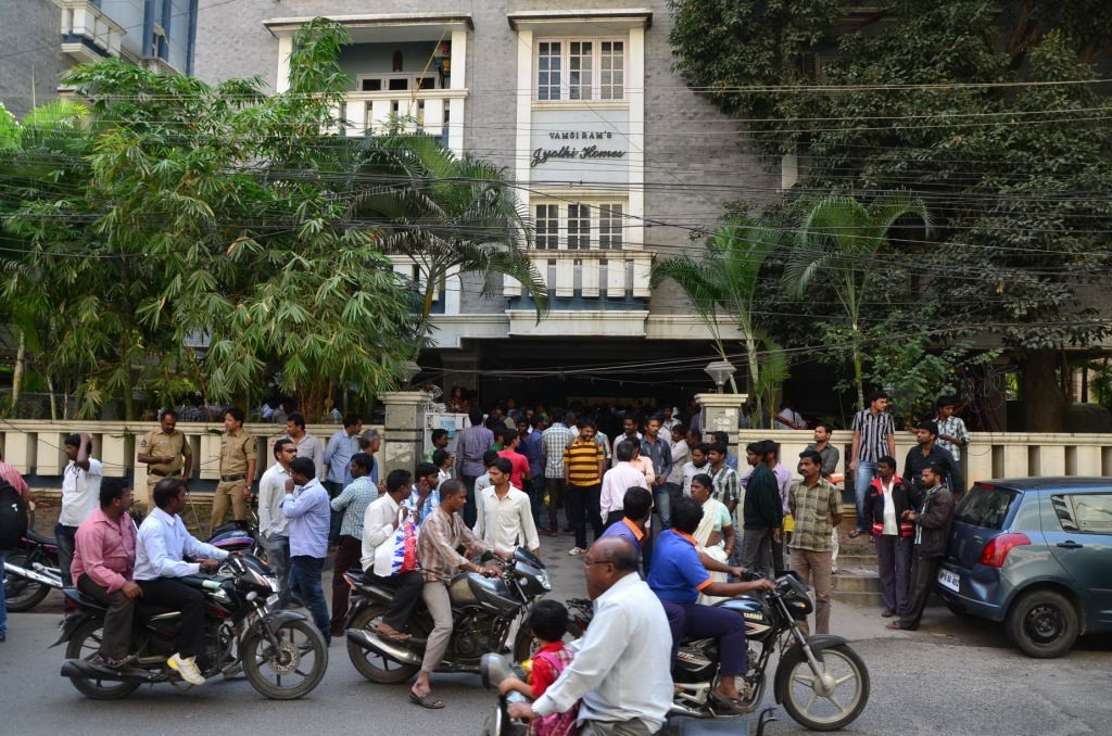 Uday Kiran Dead Body More Photos - 31 / 48 photos