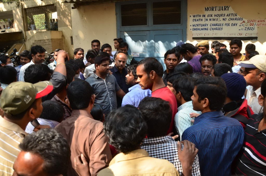 Uday Kiran Dead Body More Photos - 36 / 48 photos