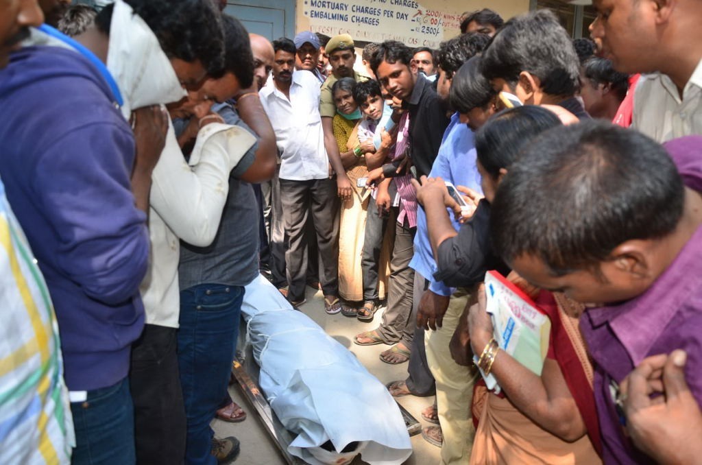 Uday Kiran Dead Body More Photos - 42 / 48 photos