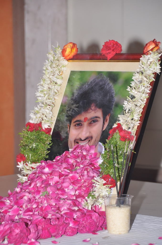 Udaya Kiran Santapa Sabha Photos - 38 / 43 photos