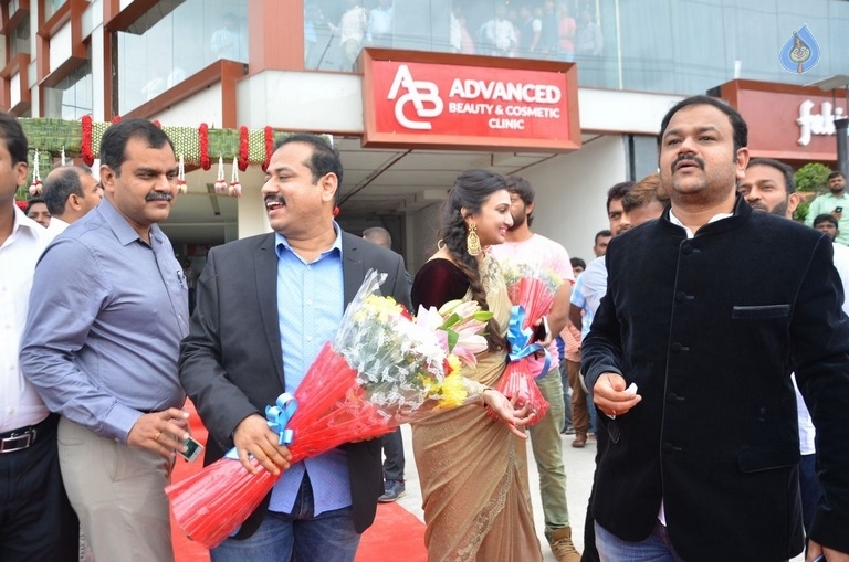 Ulavacharu Restaurant Launch Photos - 125 / 161 photos