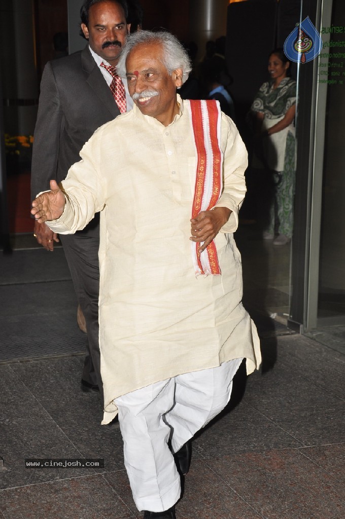 Vaartha MD Girish Sanghi Son Wedding Reception - 1 / 150 photos