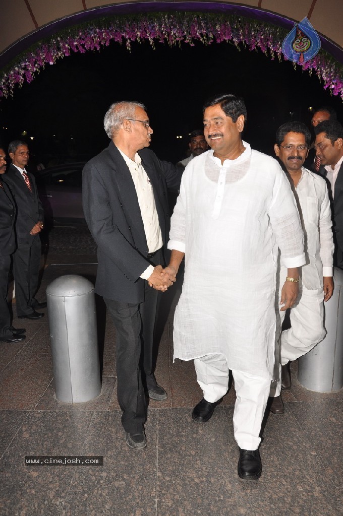 Vaartha MD Girish Sanghi Son Wedding Reception - 55 / 150 photos