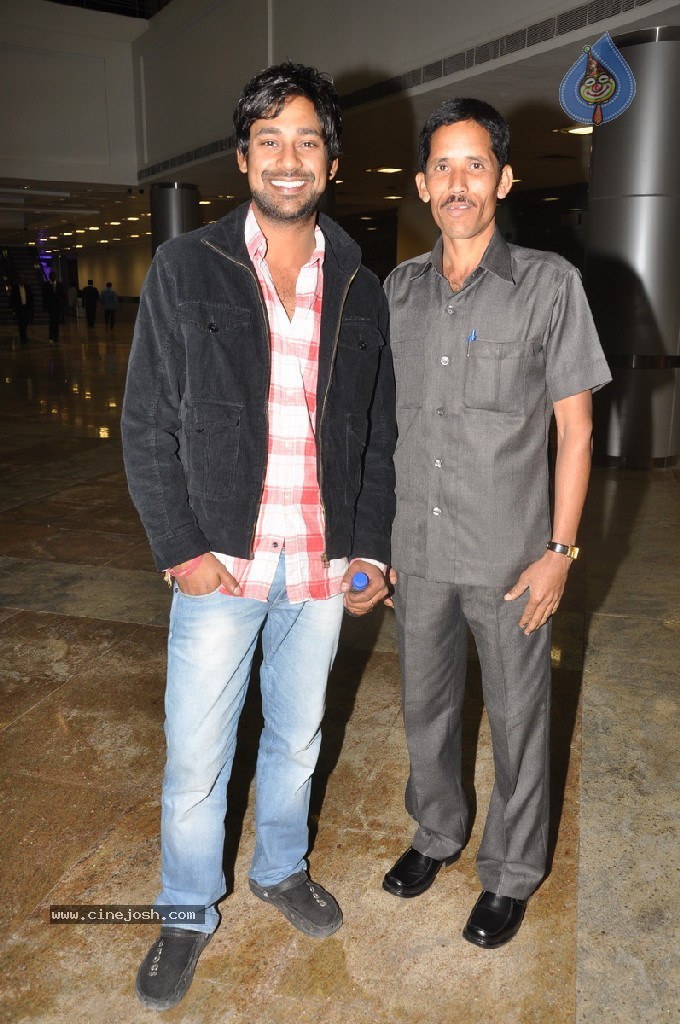 Vaartha MD Girish Sanghi Son Wedding Reception - 93 / 150 photos