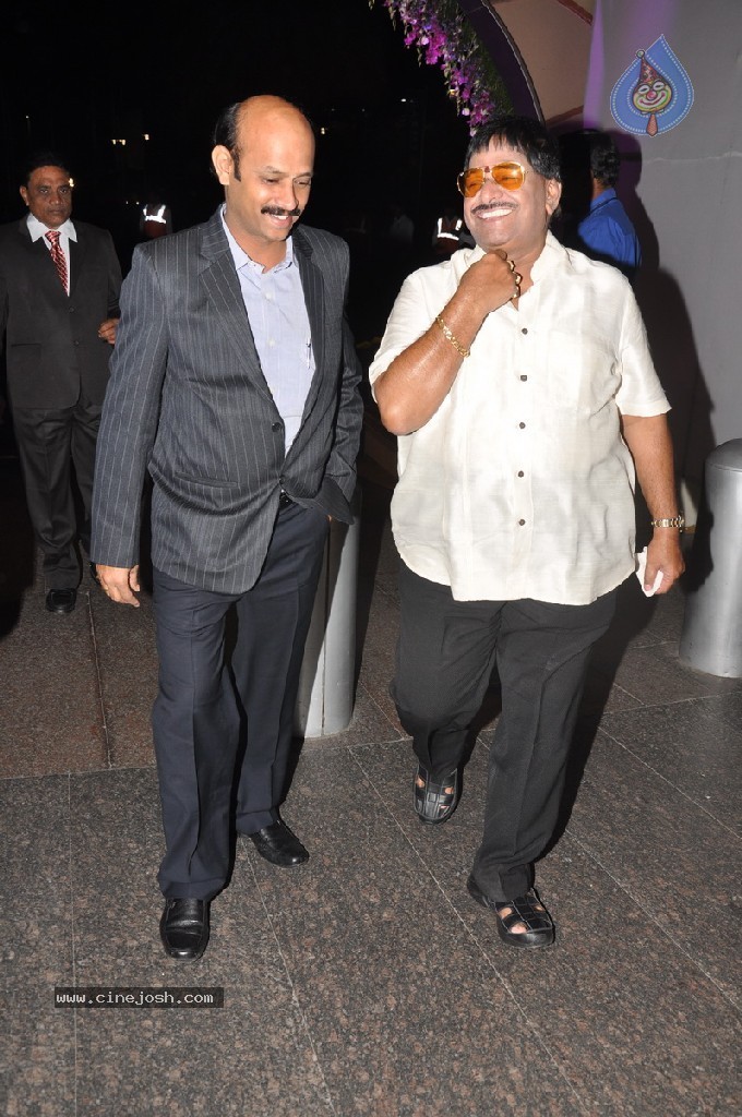 Vaartha MD Girish Sanghi Son Wedding Reception - 98 / 150 photos