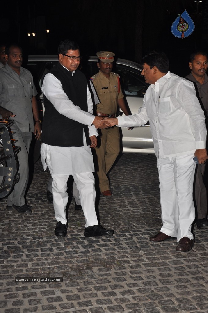 Vaartha MD Girish Sanghi Son Wedding Reception - 126 / 150 photos