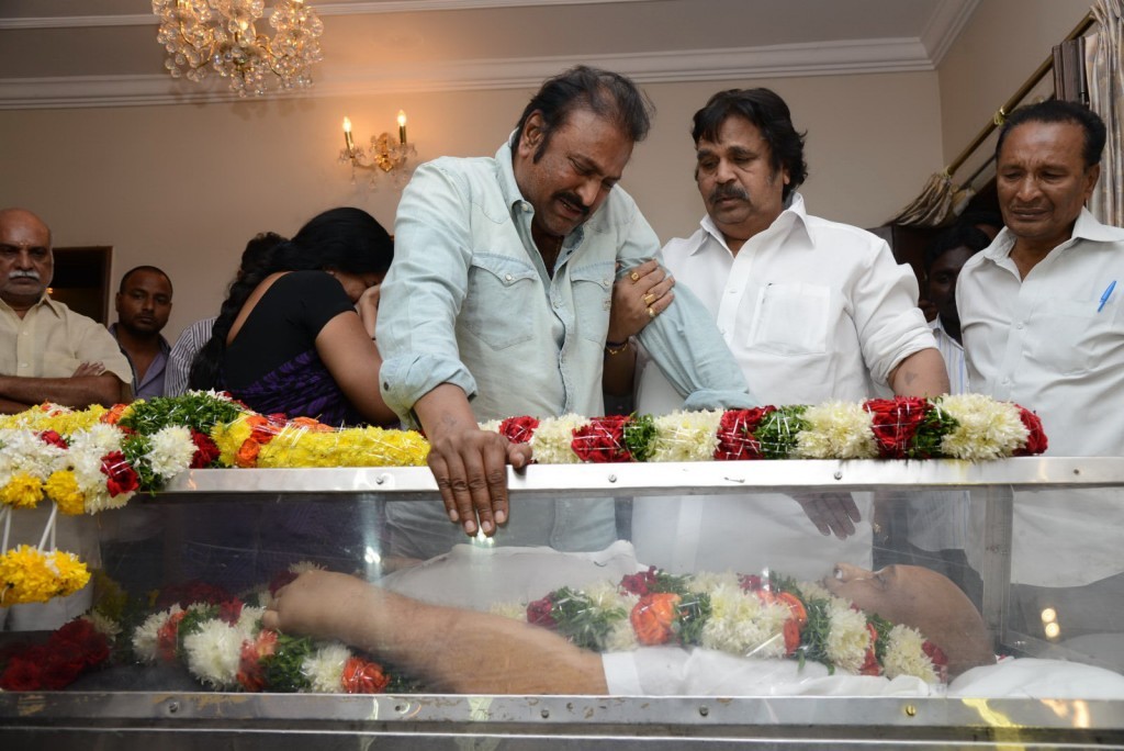 Vadde Ramesh Condolences Photos - 3 / 149 photos