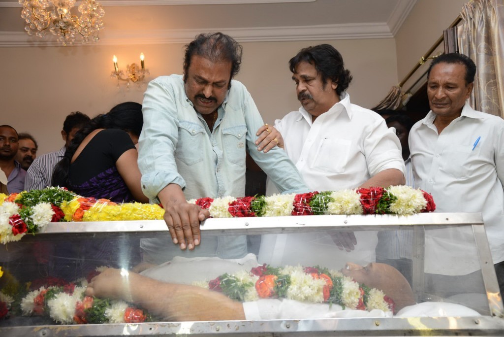 Vadde Ramesh Condolences Photos - 9 / 149 photos
