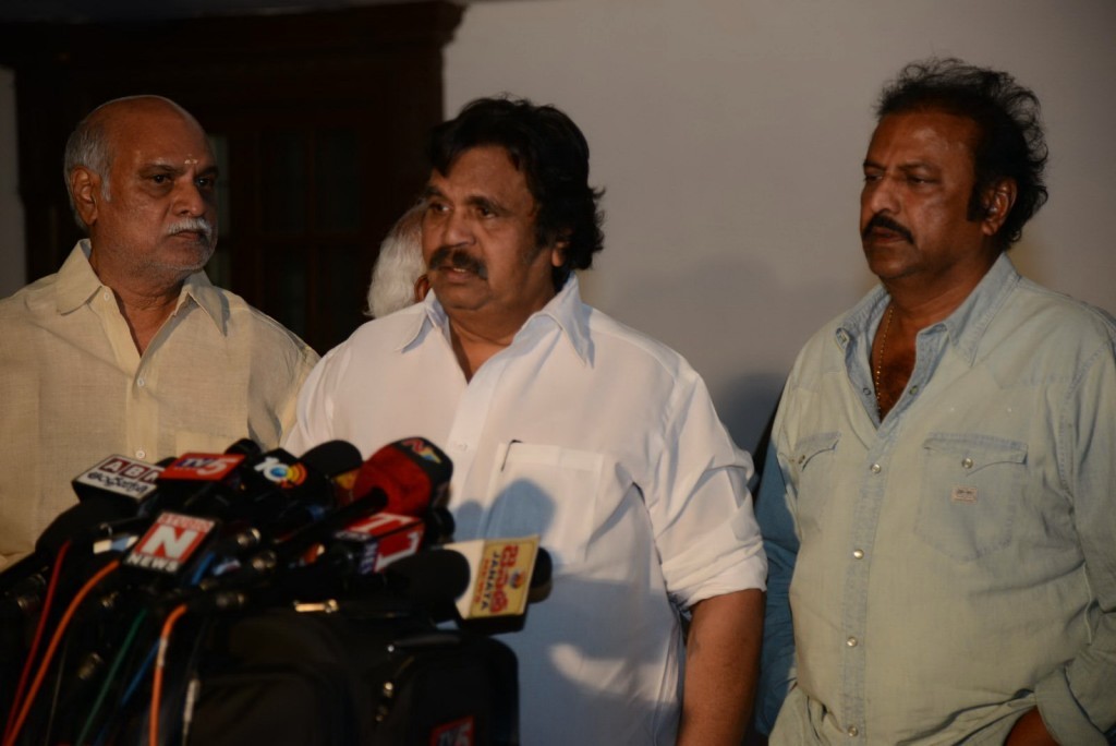 Vadde Ramesh Condolences Photos - 38 / 149 photos