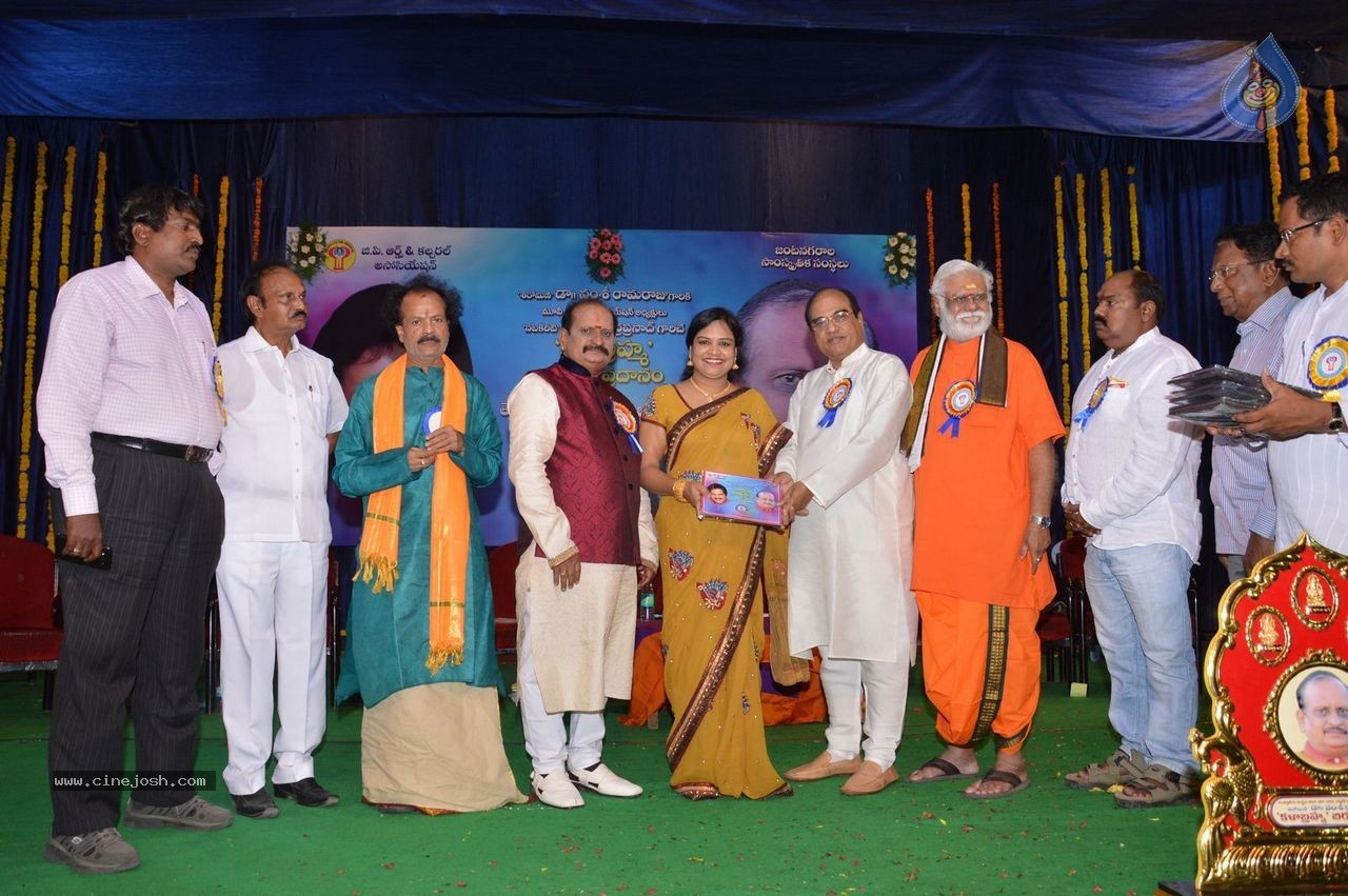 Vamsee Ramaraju Felicitation - 8 / 35 photos