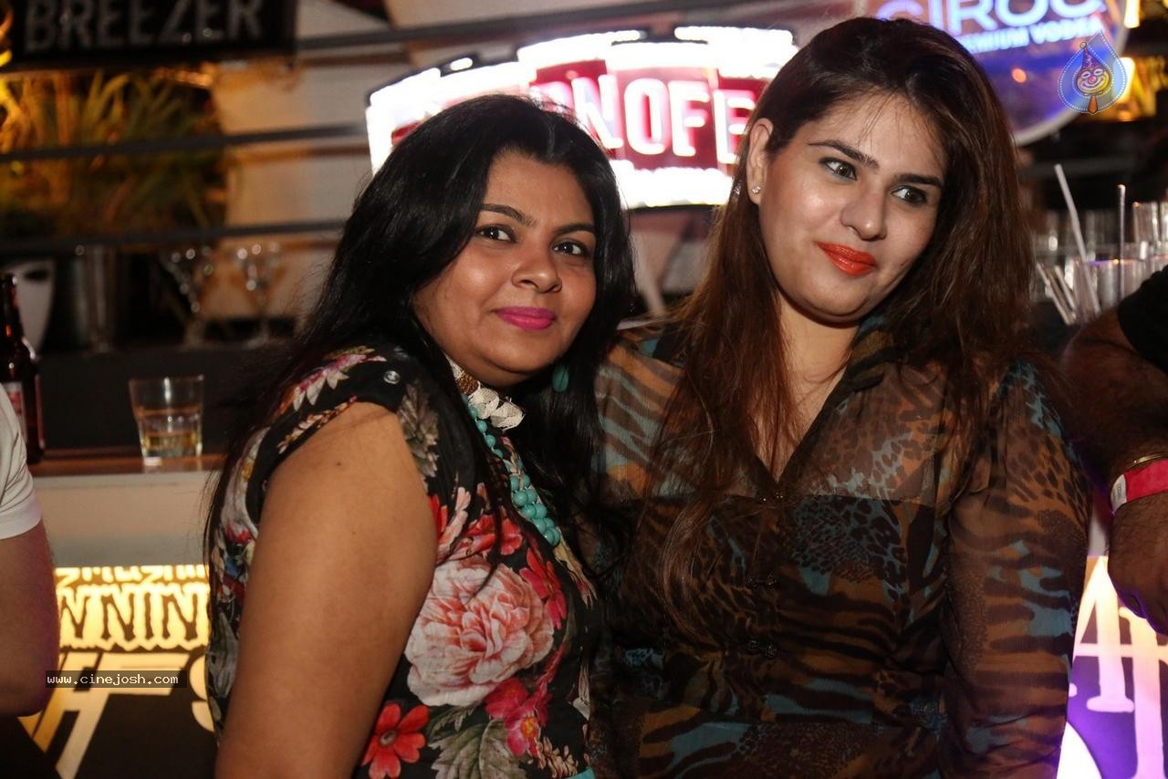 Varun and Simran Wedding Anniversary - 85 / 120 photos