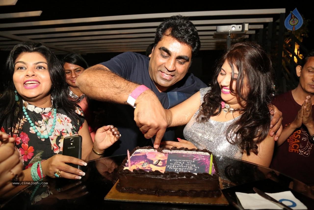 Varun and Simran Wedding Anniversary - 116 / 120 photos