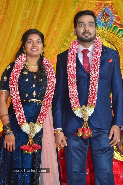 Vasu Vikram Daughter Sandhiya Wedding Reception Stills - 28 / 32 photos