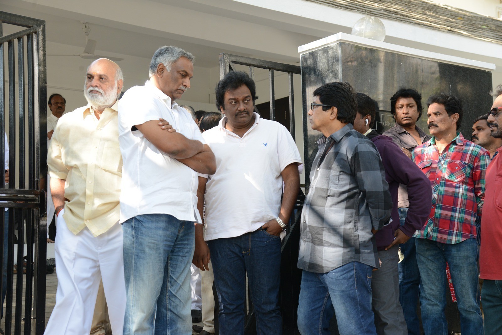 VB Rajendra Prasad Condolences Photos 01 - 9 / 170 photos