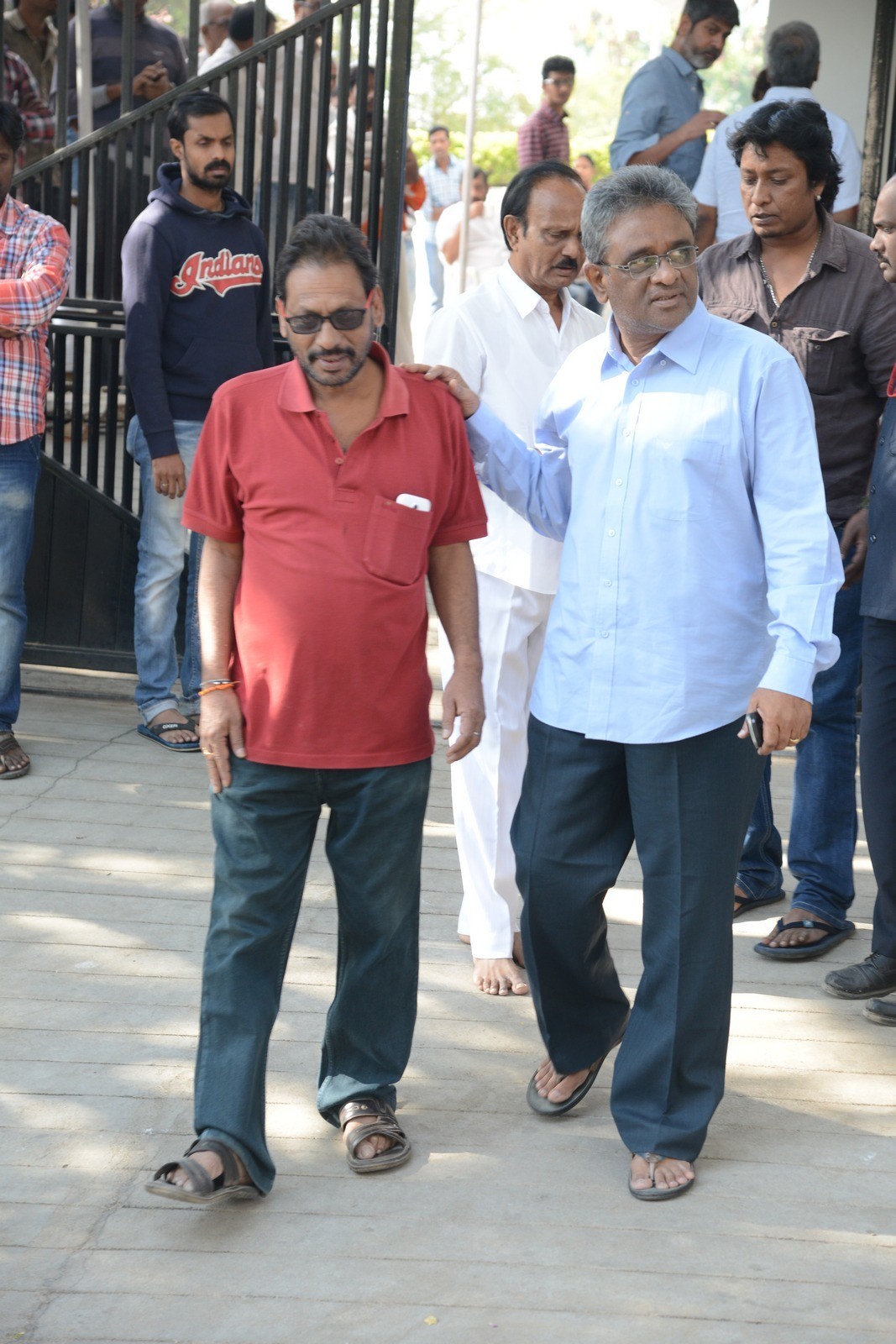 VB Rajendra Prasad Condolences Photos 01 - 26 / 170 photos