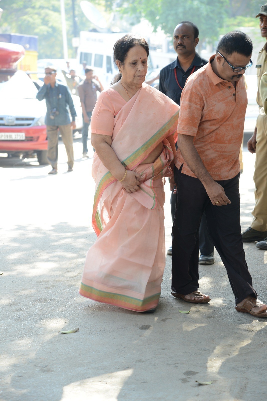 VB Rajendra Prasad Condolences Photos 01 - 37 / 170 photos