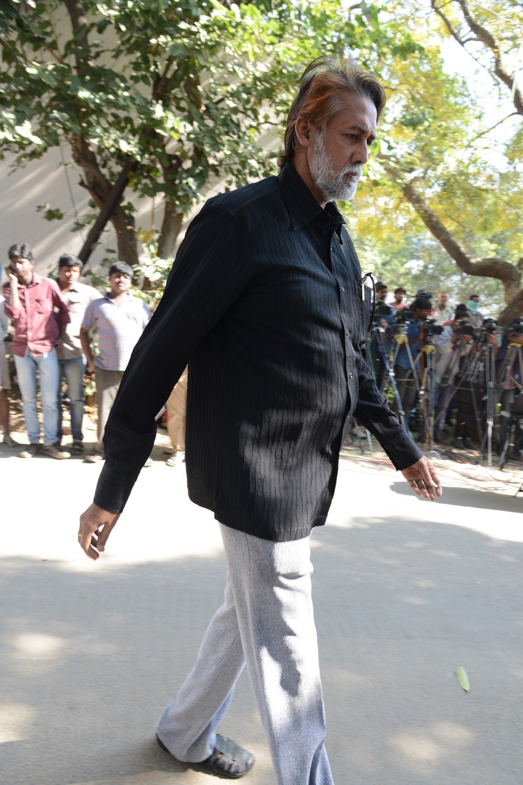 VB Rajendra Prasad Condolences Photos 01 - 109 / 170 photos