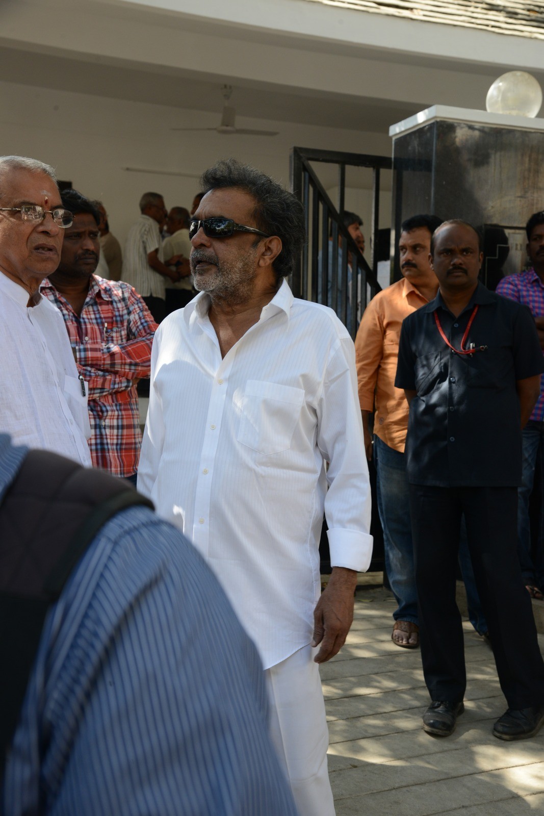 VB Rajendra Prasad Condolences Photos 01 - 114 / 170 photos