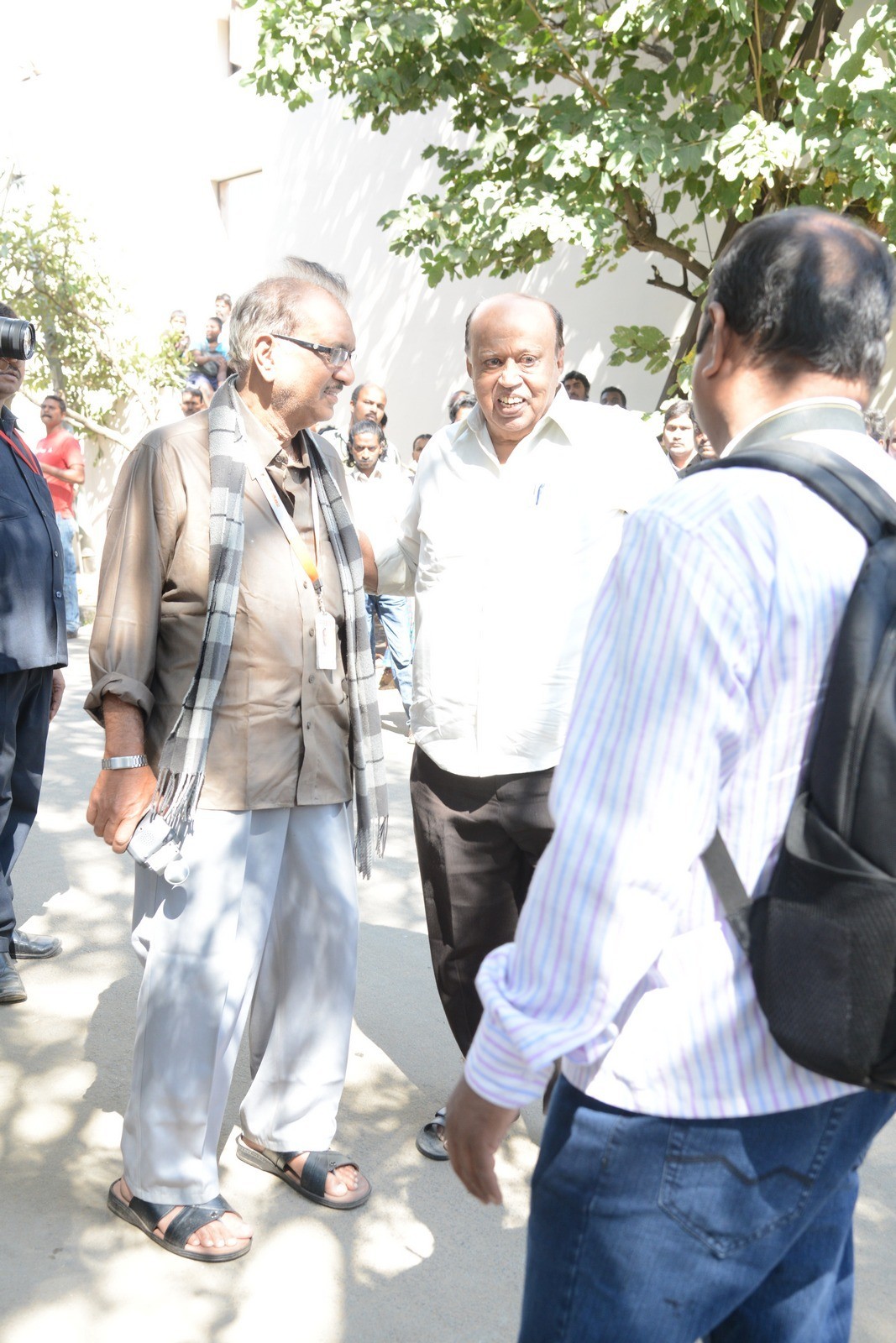 VB Rajendra Prasad Condolences Photos 01 - 129 / 170 photos