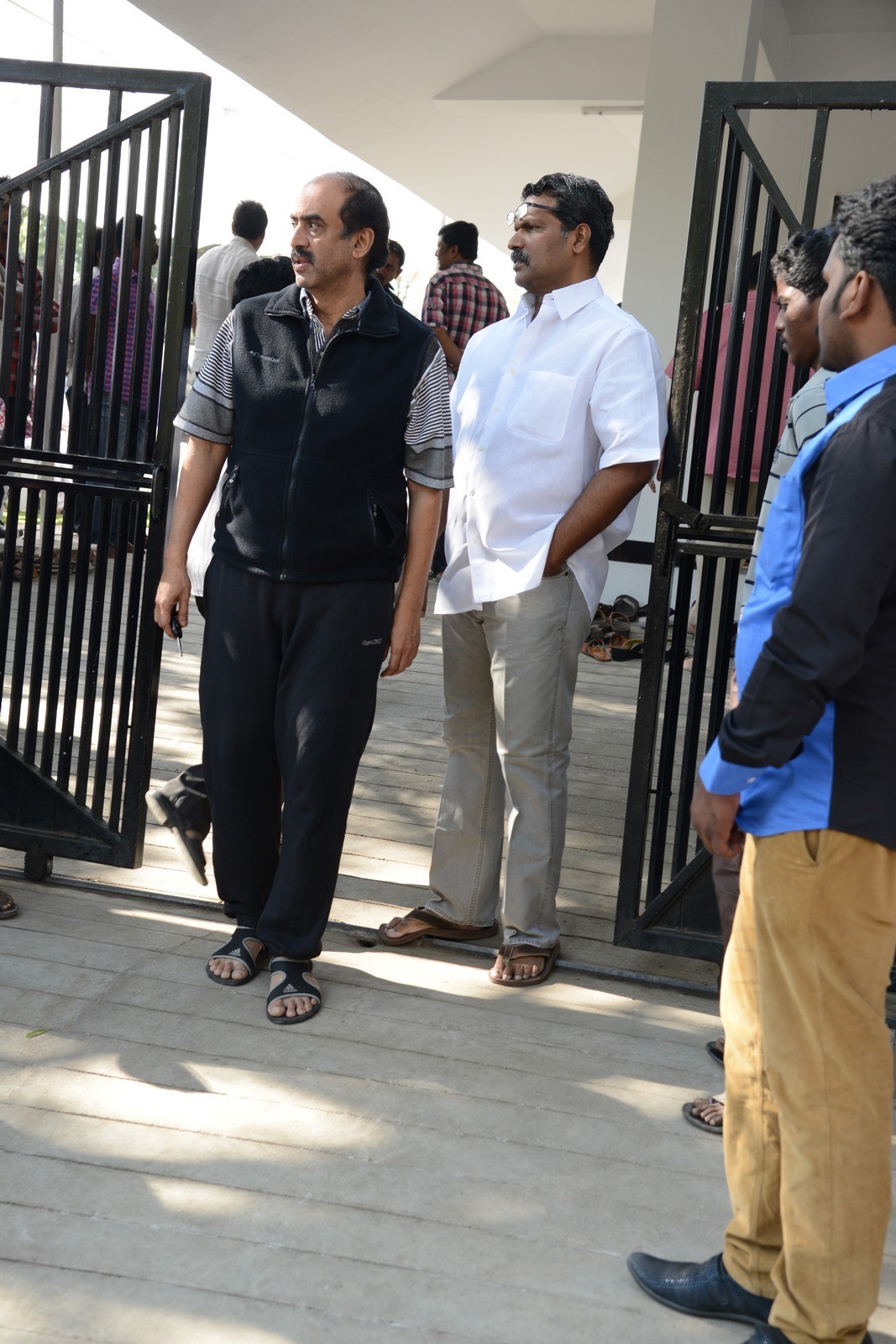 VB Rajendra Prasad Condolences Photos 01 - 143 / 170 photos