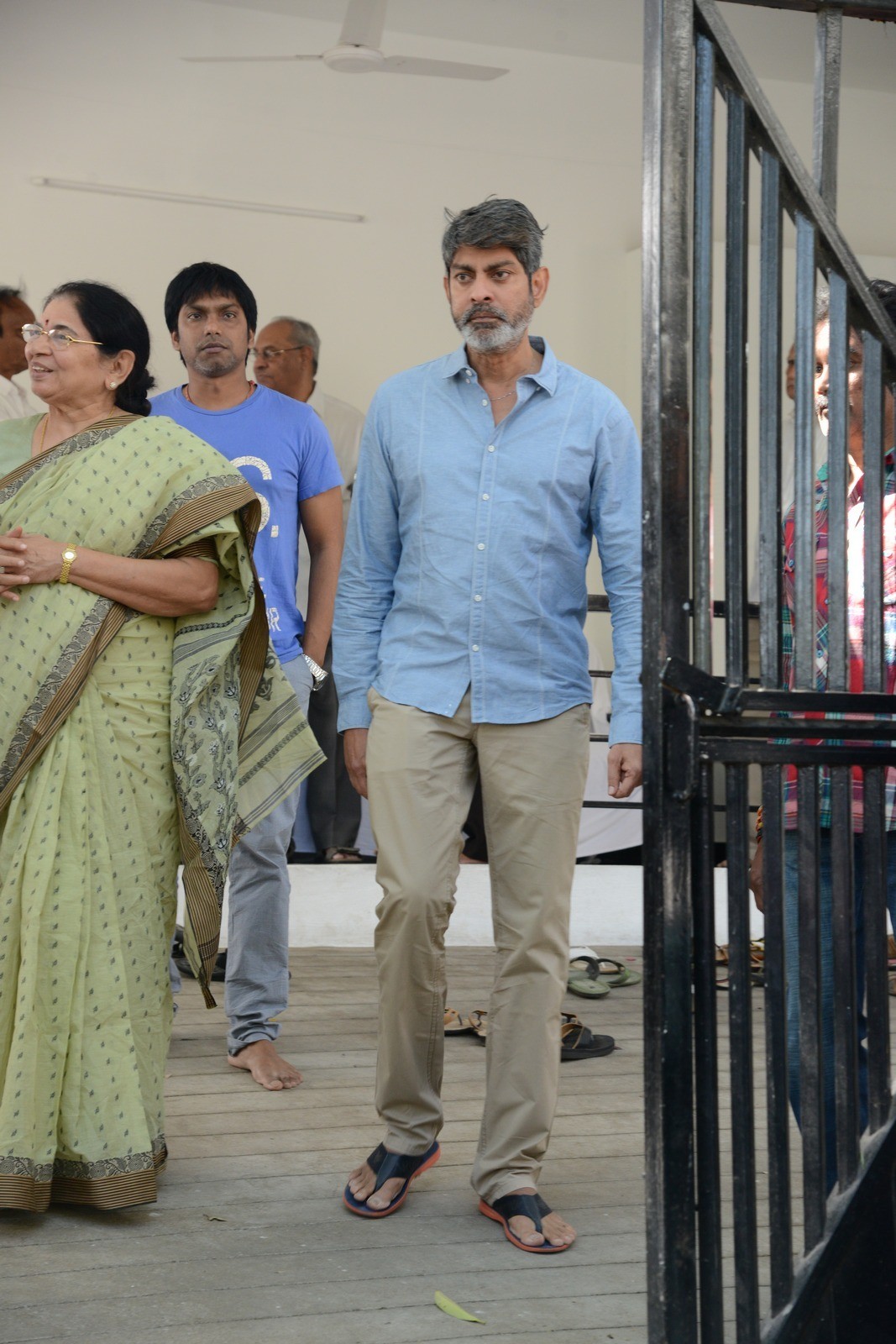 VB Rajendra Prasad Condolences Photos 01 - 159 / 170 photos