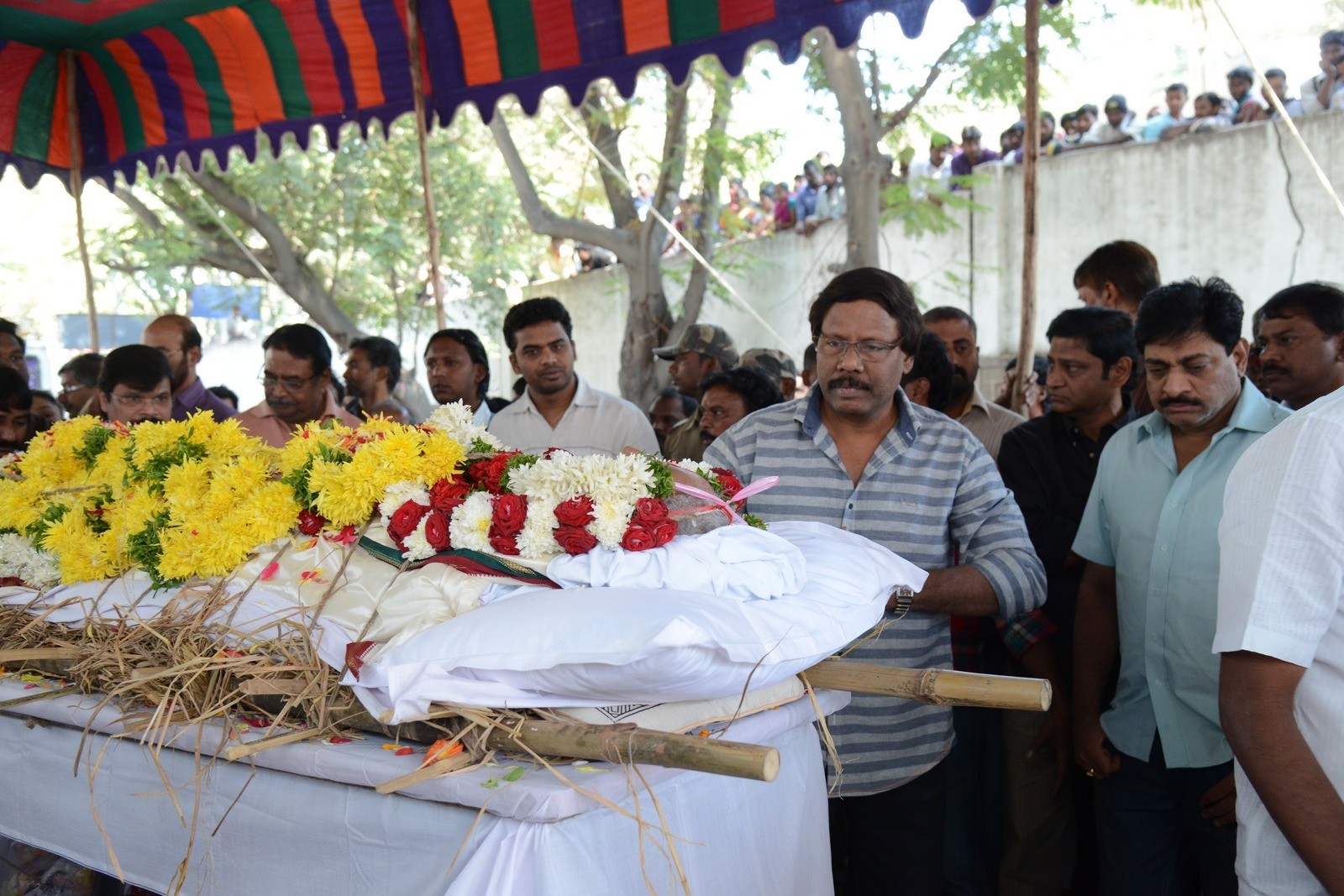 VB Rajendra Prasad Condolences Photos 02 - 25 / 170 photos