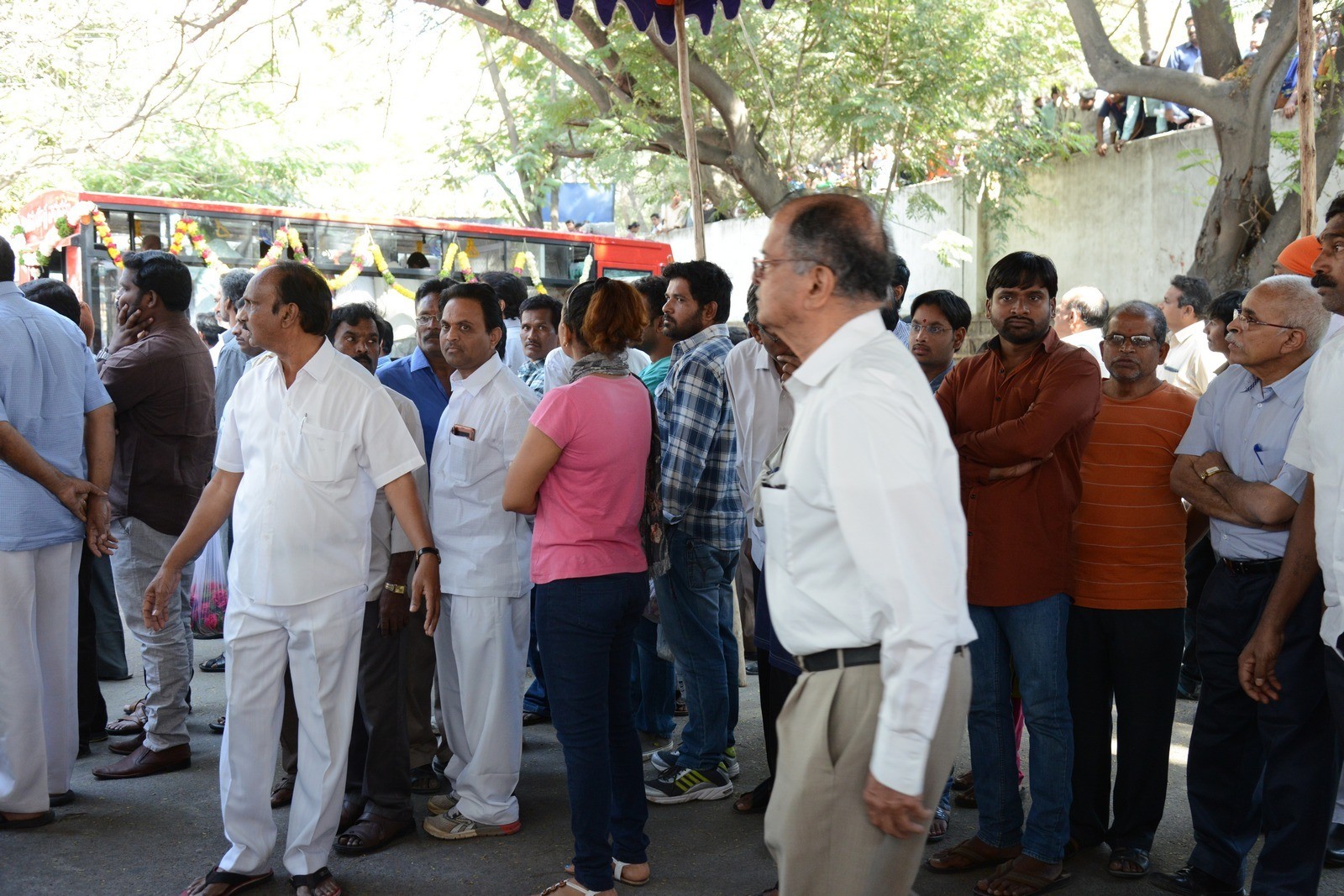 VB Rajendra Prasad Condolences Photos 02 - 86 / 170 photos