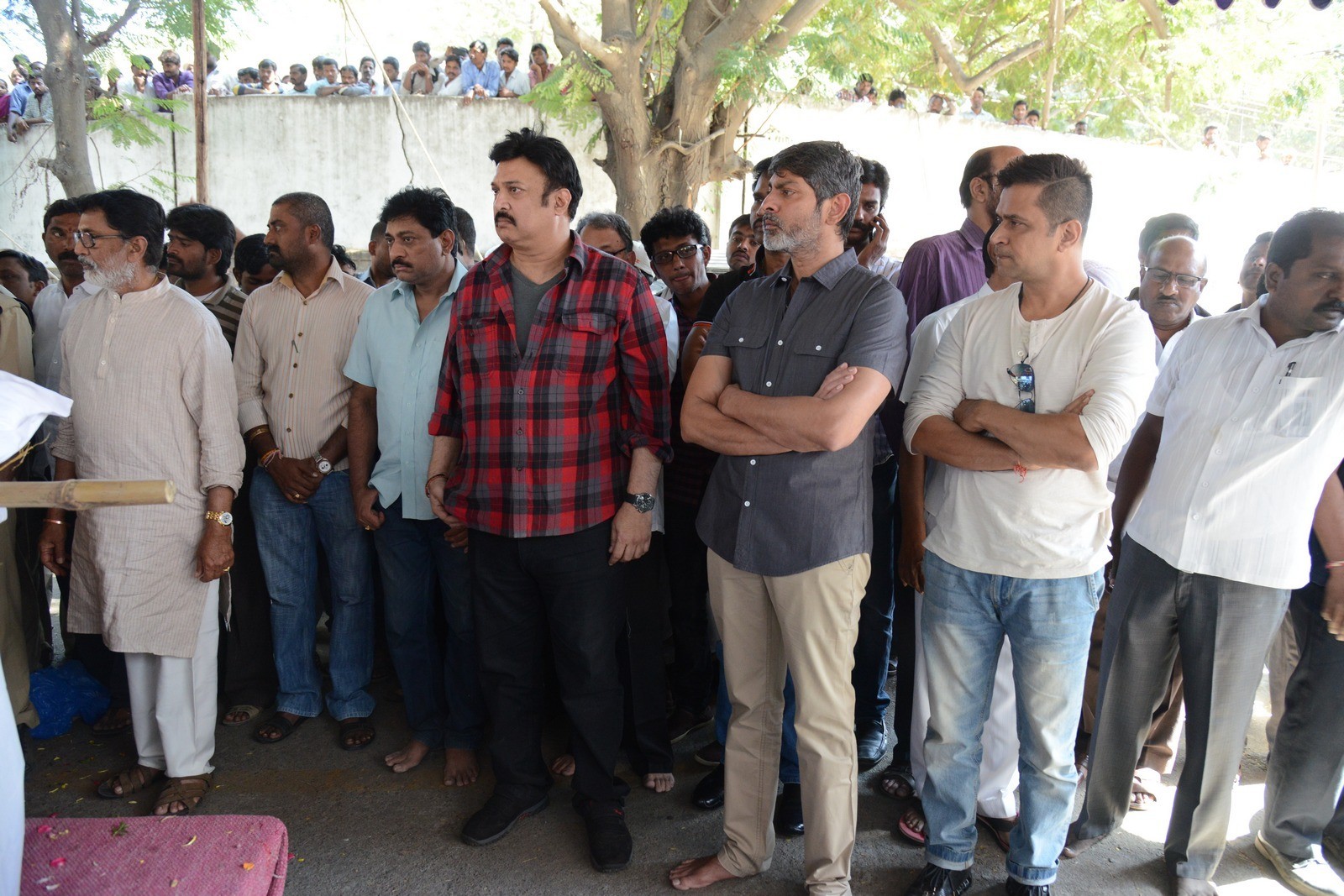 VB Rajendra Prasad Condolences Photos 02 - 100 / 170 photos