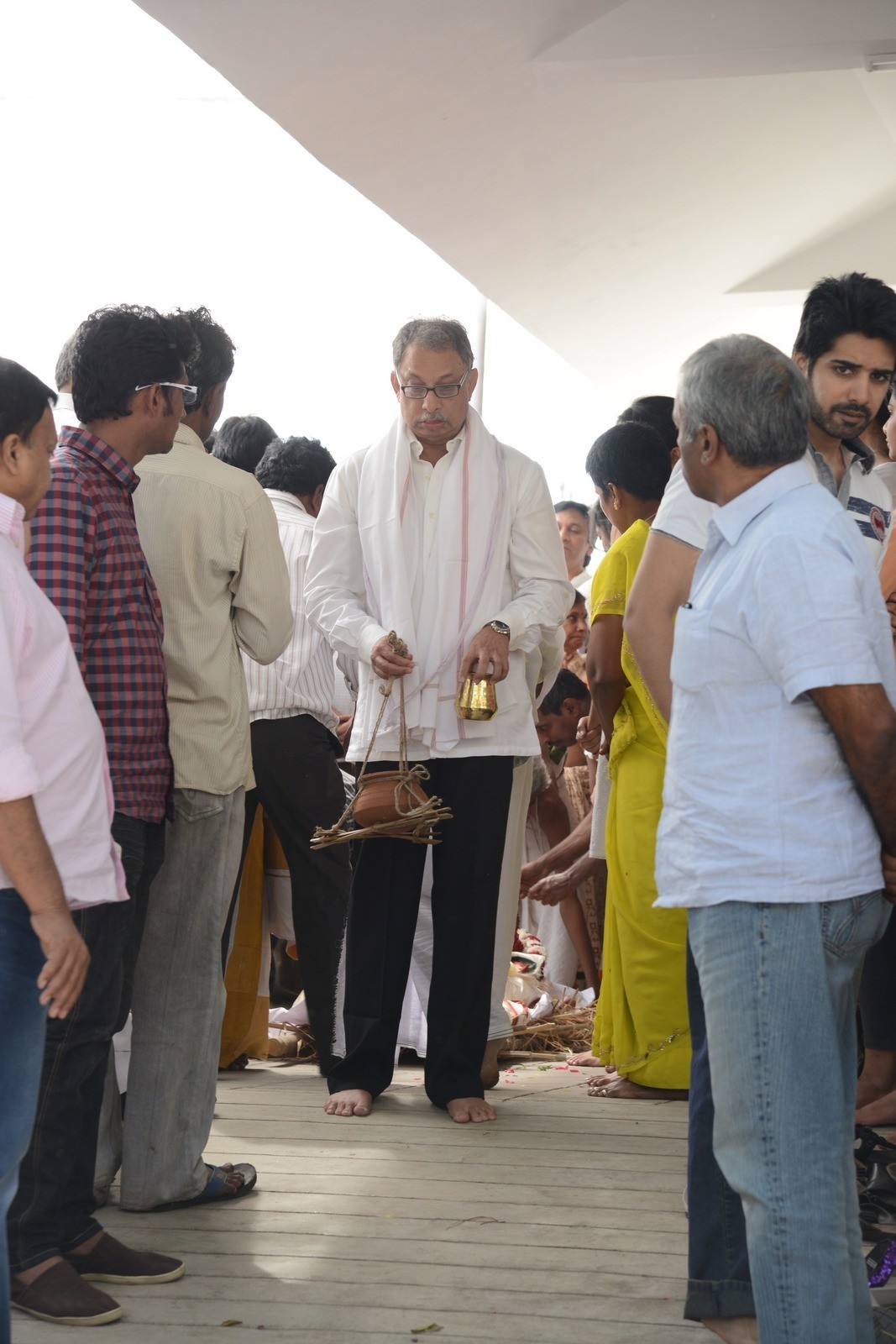 VB Rajendra Prasad Condolences Photos 02 - 139 / 170 photos