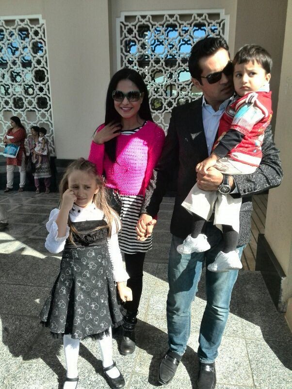 Veena Malik with Hubby Asad Bashir - 8 / 45 photos