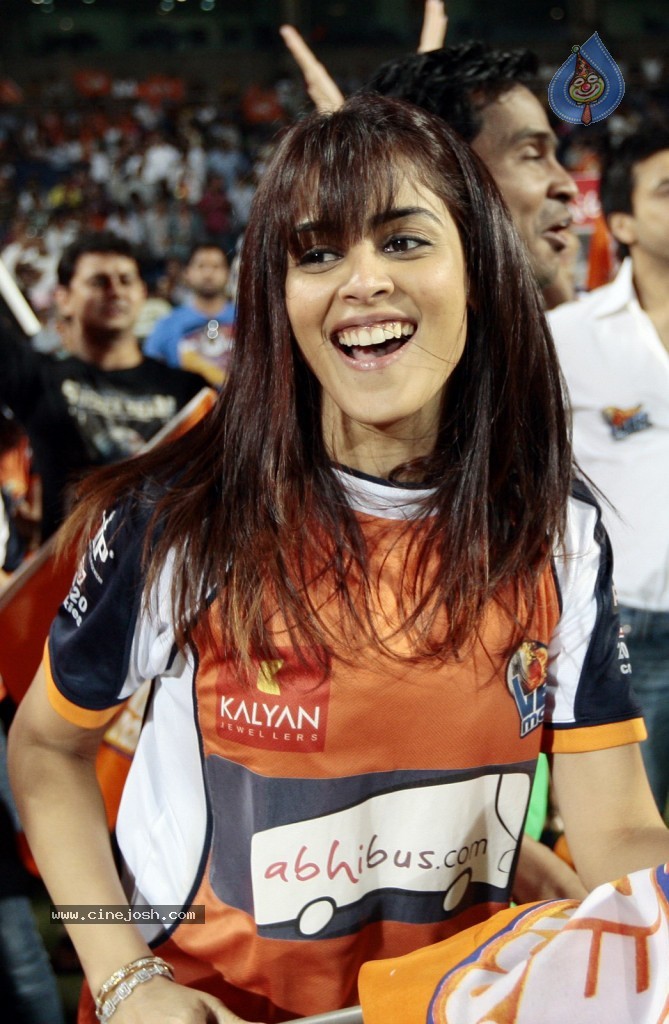 Veer Marathi vs Mumbai Heroes Match - 68 / 96 photos