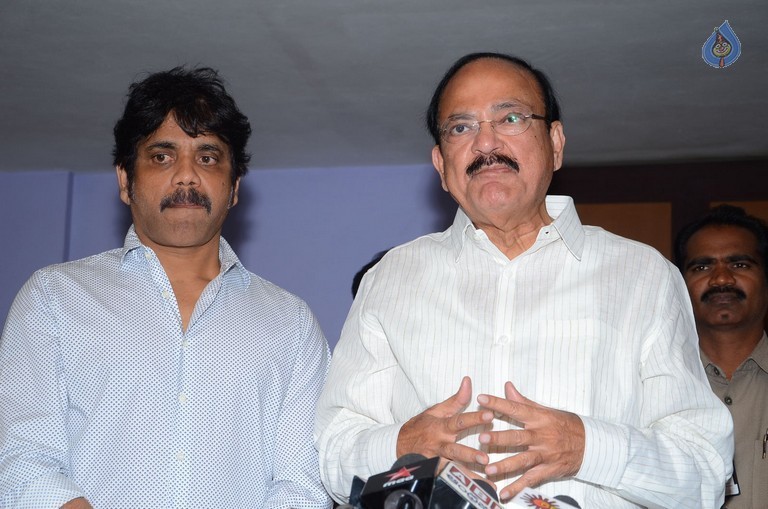 Venkaiah Naidu Watches Om Namo Venkatesaya - 14 / 41 photos