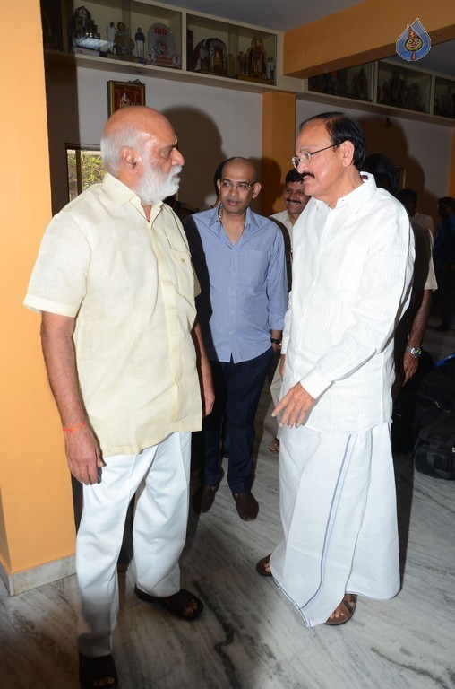 Venkaiah Naidu Watches Om Namo Venkatesaya - 35 / 41 photos