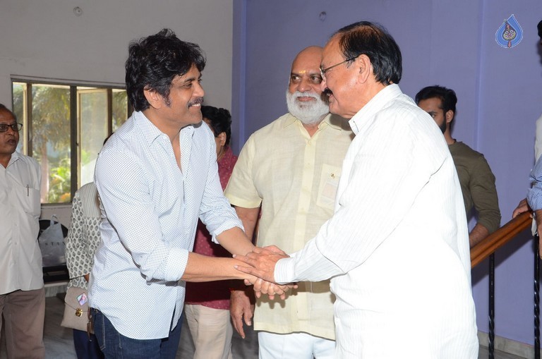 Venkaiah Naidu Watches Om Namo Venkatesaya - 36 / 41 photos