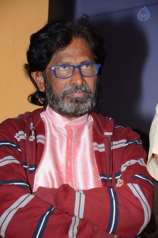 Venkaiah Naidu Watches Om Namo Venkatesaya - 37 / 41 photos