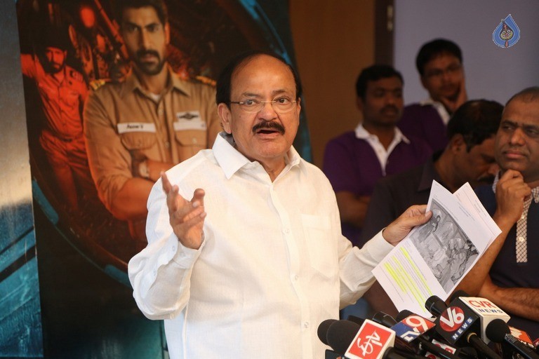 Venkaiah Naidu Watching Ghazi Movie - 18 / 42 photos