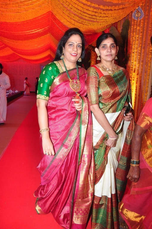 Vijay Karan - Aashna Wedding Photos - 12 / 85 photos