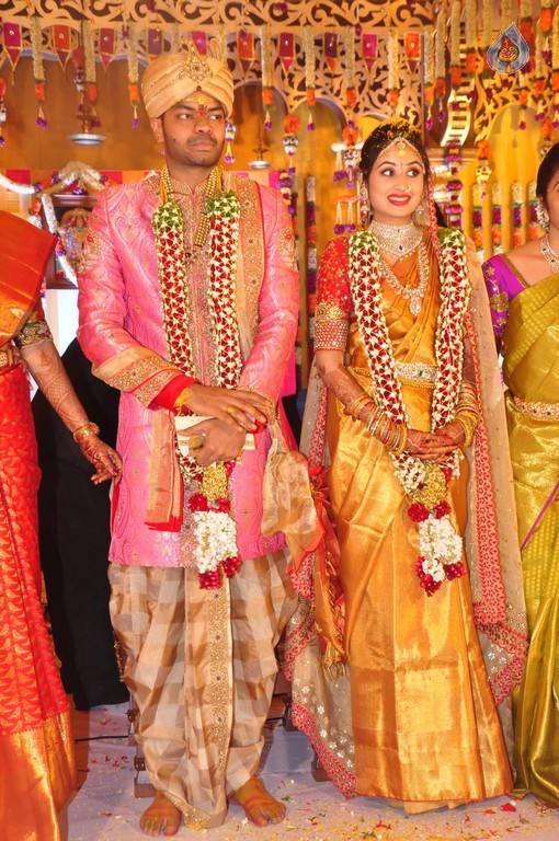 Vijay Karan - Aashna Wedding Photos - 27 / 85 photos