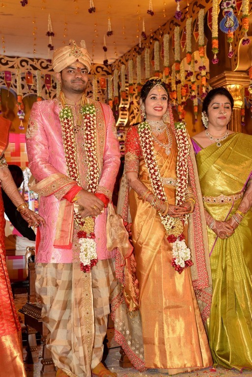 Vijay Karan - Aashna Wedding Photos - 45 / 85 photos