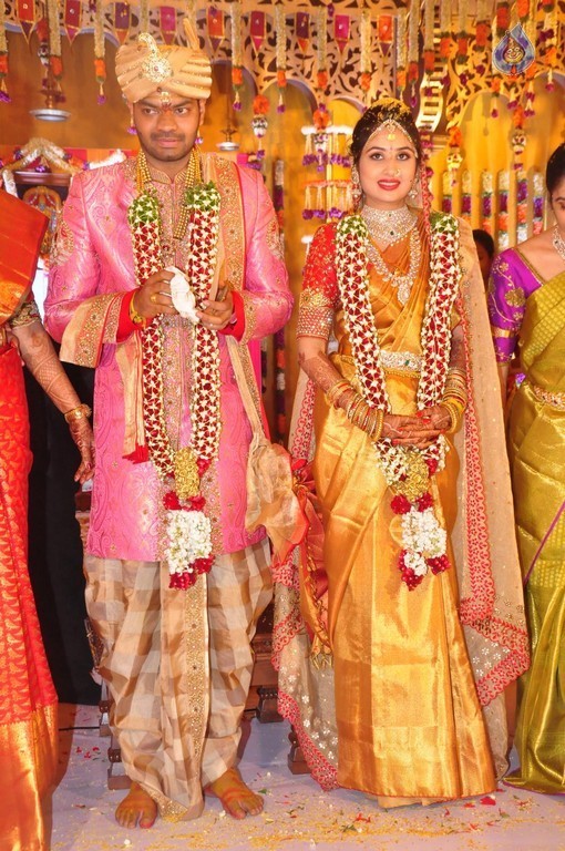 Vijay Karan - Aashna Wedding Photos - 55 / 85 photos