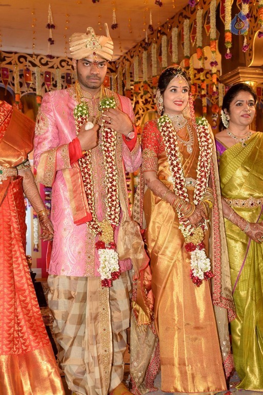 Vijay Karan - Aashna Wedding Photos - 58 / 85 photos