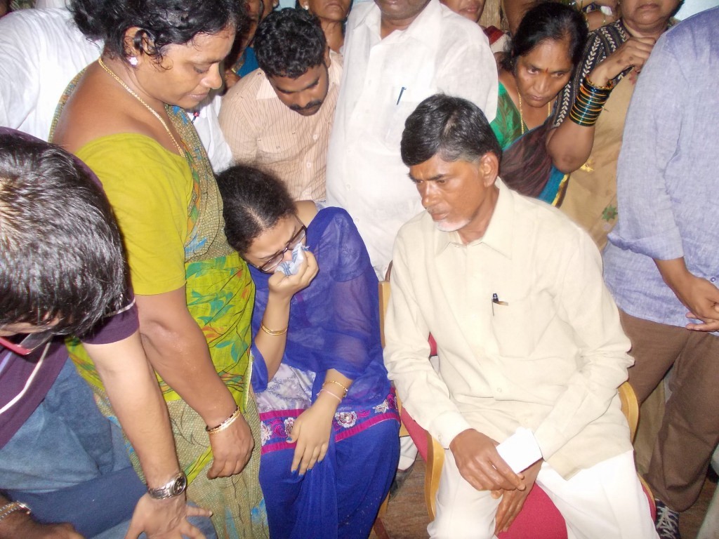 VIPs at Yerran Naidu Dead Body - 47 / 64 photos