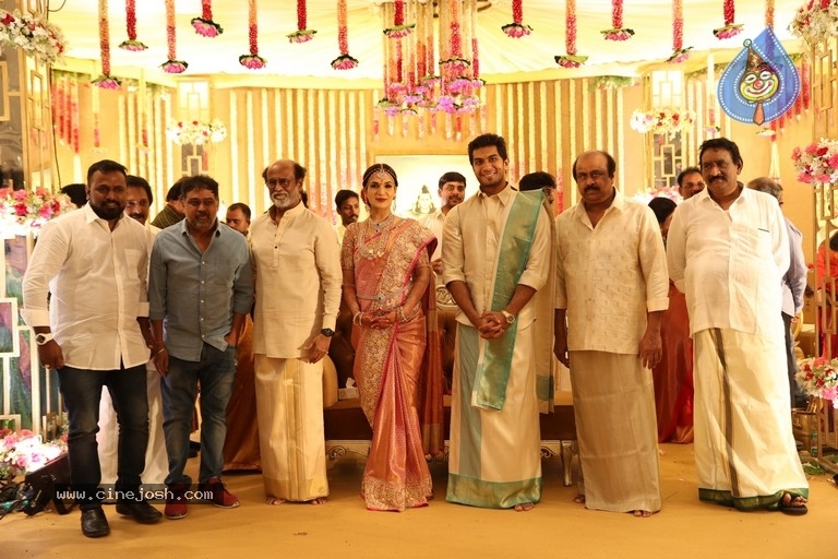 Vishagan - Soundarya Wedding Reception - 27 / 42 photos