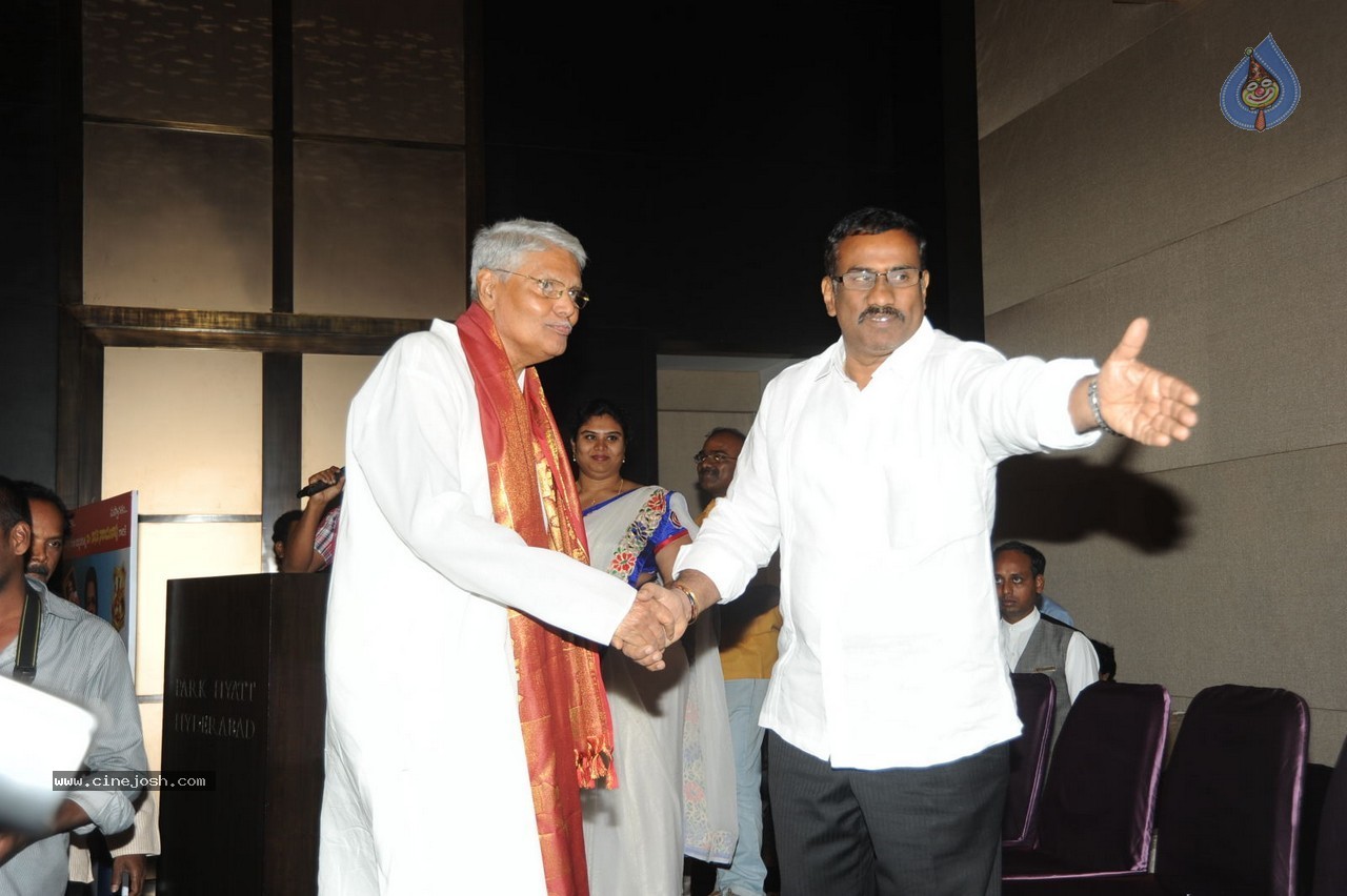 Vishwa Vijetha Vijayagadha Book Launch - 23 / 145 photos