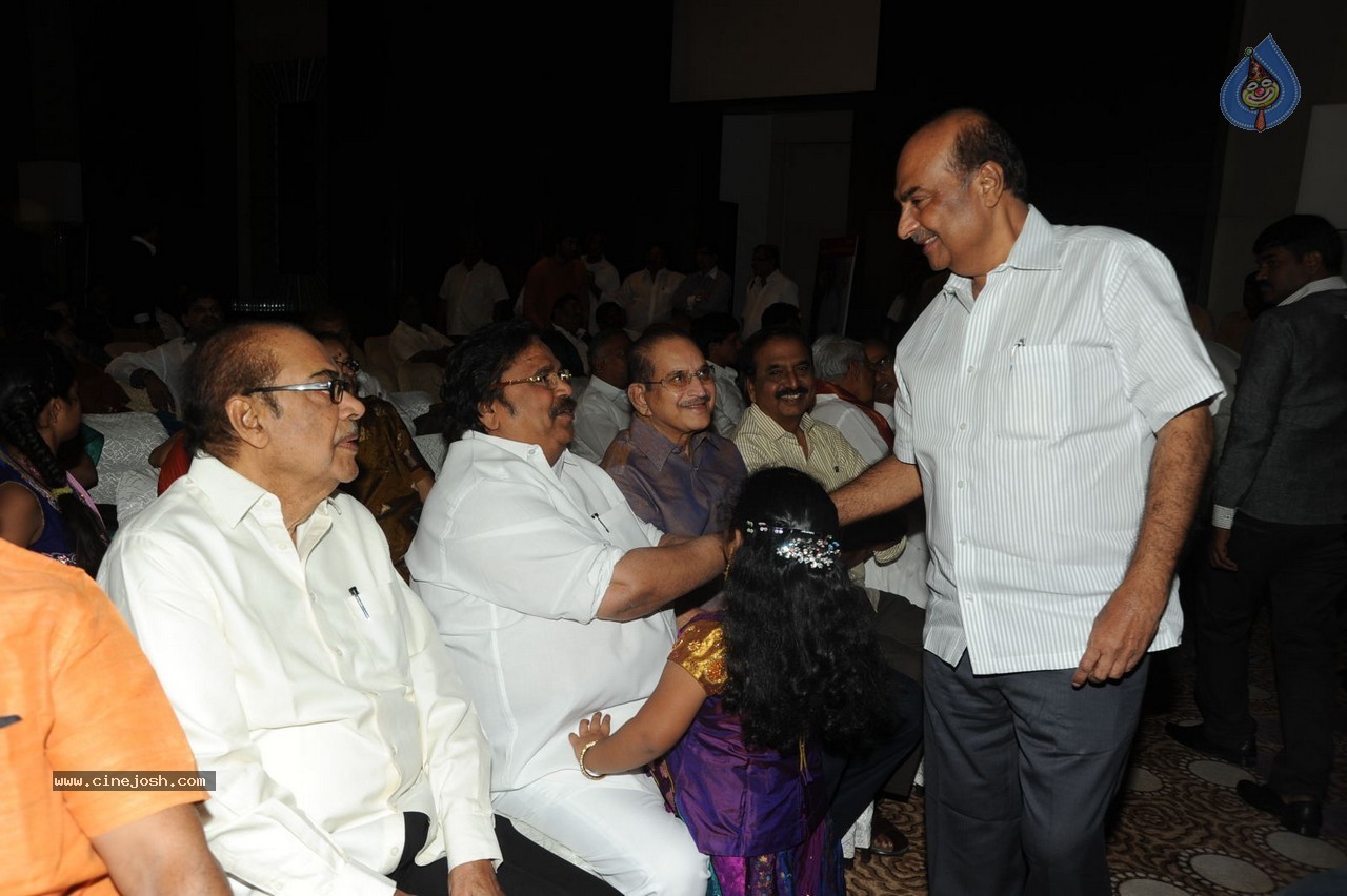 Vishwa Vijetha Vijayagadha Book Launch - 39 / 145 photos