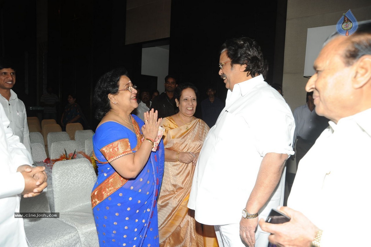 Vishwa Vijetha Vijayagadha Book Launch - 67 / 145 photos