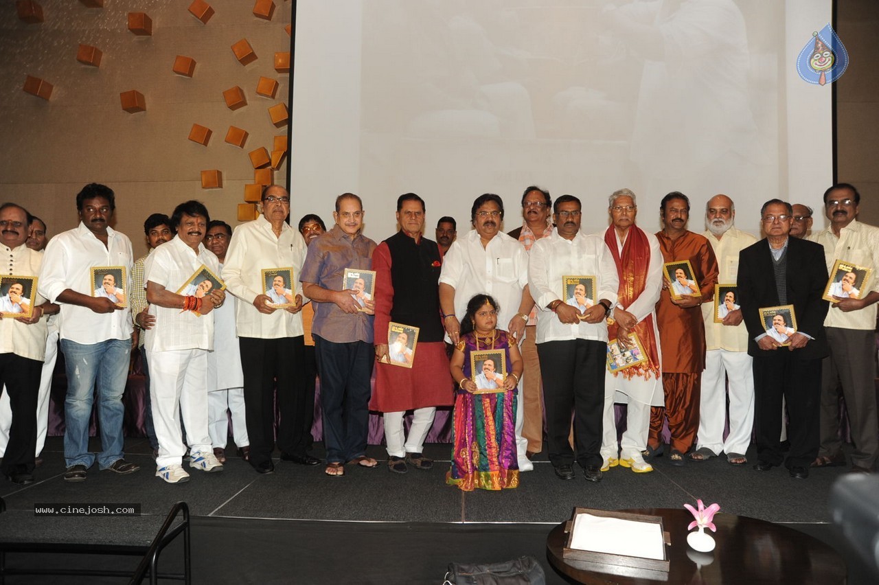 Vishwa Vijetha Vijayagadha Book Launch - 126 / 145 photos
