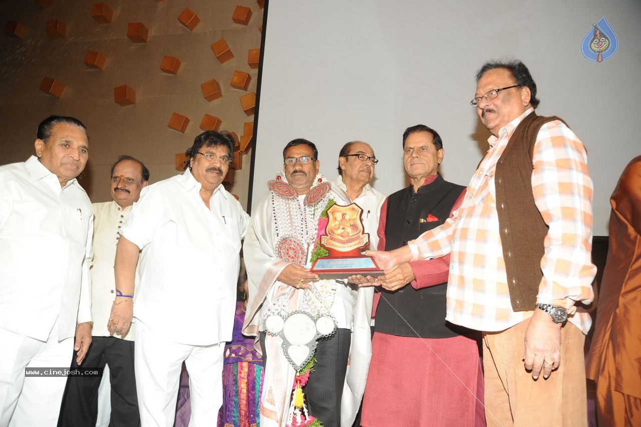 Vishwa Vijetha Vijayagadha Book Launch - 143 / 145 photos