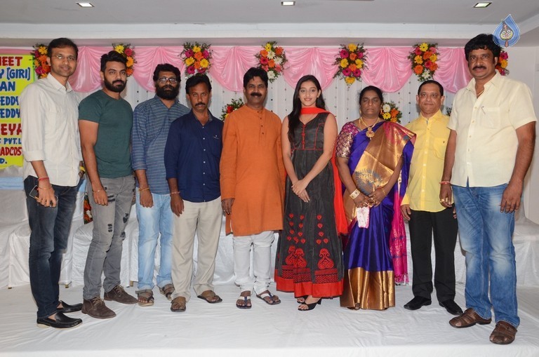 Vynatheya Banner Launch - 10 / 29 photos